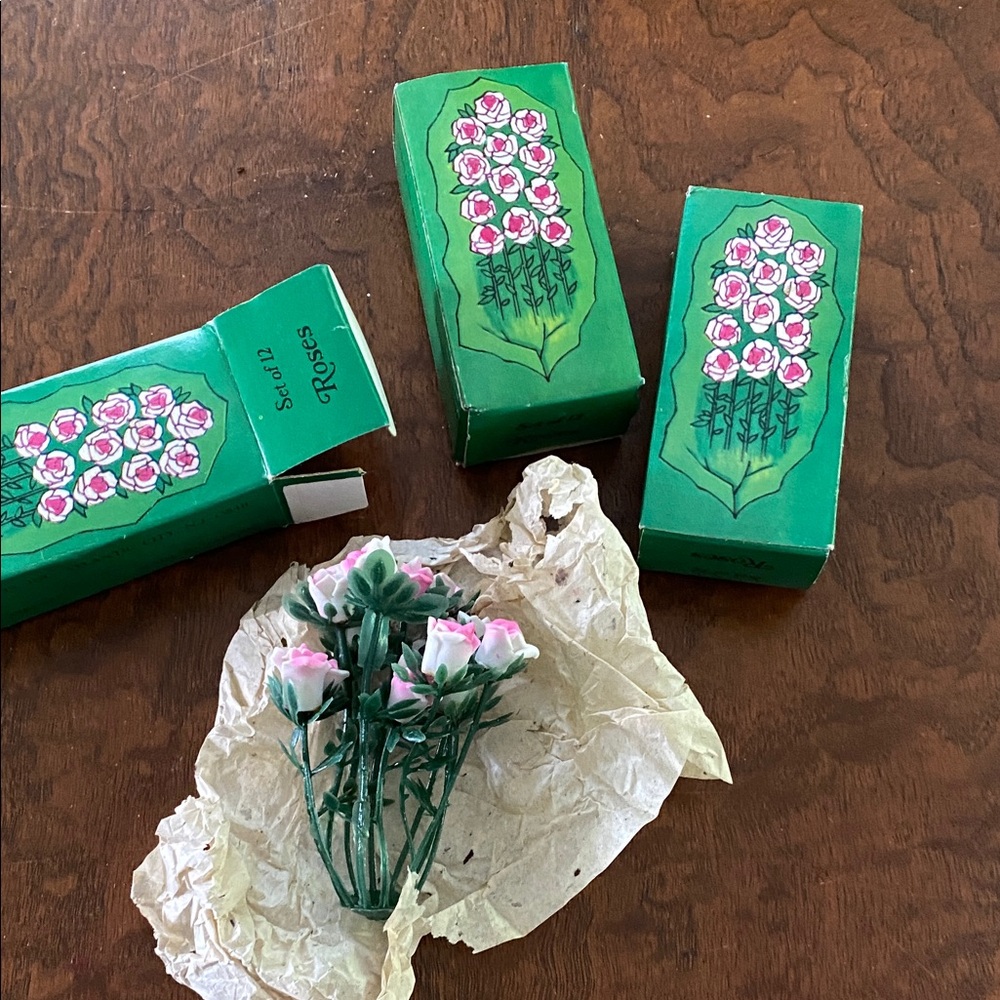 Miniature Dozen Roses Vintage Spencer Gifts flower bouquet new in box set of 3